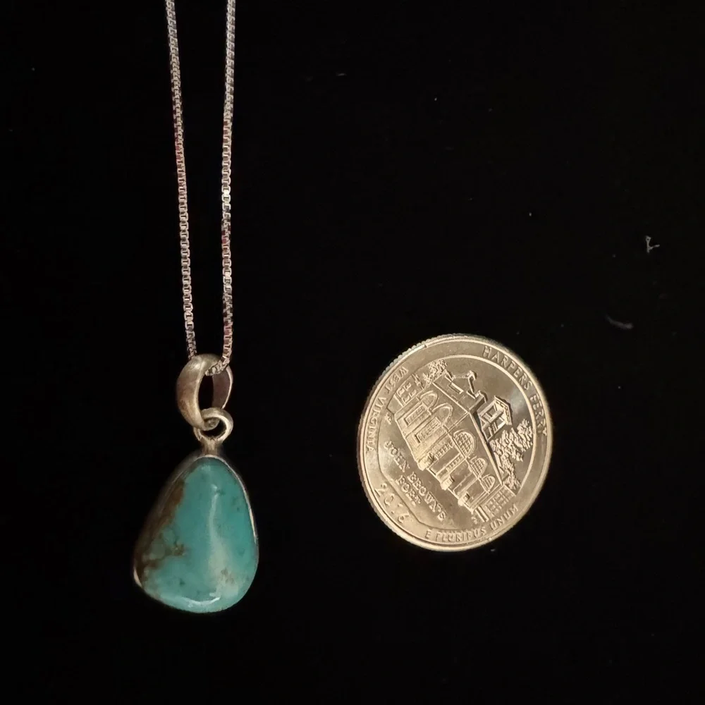 Sterling‎ Silver genuine native American made Turquoise Pendant Necklace -